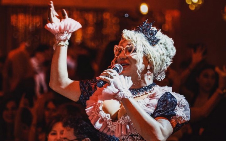 Reşat Gümüştaç! İstanbul’u Sallıyor